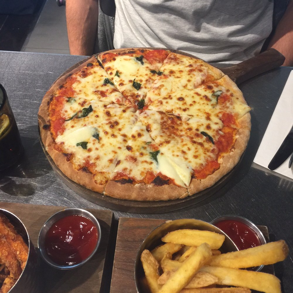 Pilots Bar & Kitchen - Pizza - Bars Near Me - Hounslow, XGL Pilots Bar & Kitchen - Pizza - Bars Near Me - Hounslow, XGL