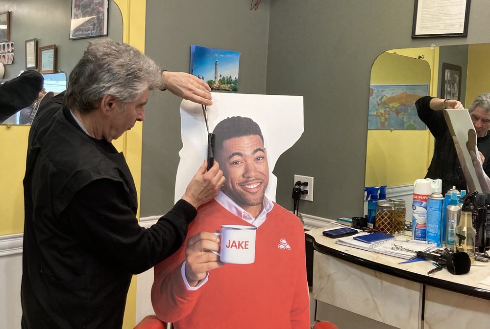 COMMUNITY CORNERS BARBER SHOP Updated September 2024 11 Photos