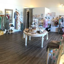 Ohia Boutique Maui - A glimpse at 'Ōhi'a Boutique Maui