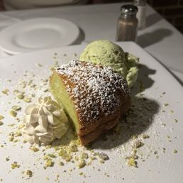 Pistachio Pudding Cake - so good!