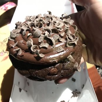 Crumbl - Metro - this cookie though - Bakeries Near Me - Phoenix, Arizona