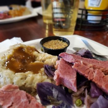 Quarter Celtic Brewpub - Unfortunately, our corned beef was dry and too fatty. - Brewpubs Near Me - Albuquerque, New Mexico