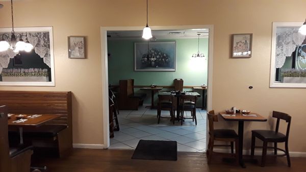 Jimmy’s Place by null