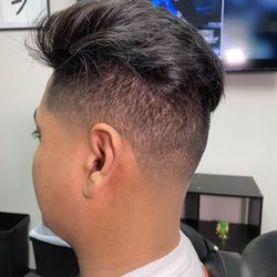 Q's Barbershop