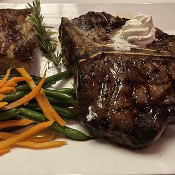Harris' Restaurant - 24 oz. Porterhouse - Steakhouses Near Me - San Francisco, California