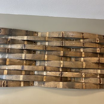 Zara Handyman - My beautiful wall accessory - Handyman Near Me Zara Handyman - My beautiful wall accessory - Handyman Near Me