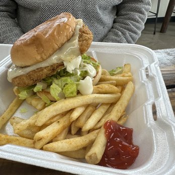 Route 12 Grill - Chicken and Swiss sandwich - Burgers Near Me - Tropic, Utah