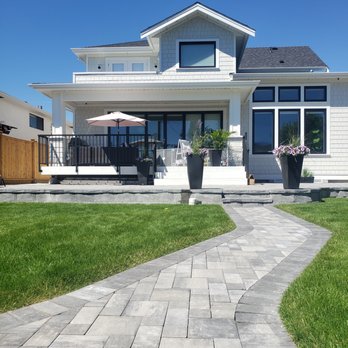 Gorman Landscapes - a walkway leading to a house - Landscaping Near Me Gorman Landscapes - a walkway leading to a house - Landscaping Near Me
