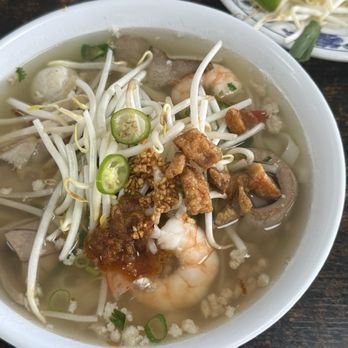 Kim Ky Noodle House - Hu Tieu Thap Cam with thick rice noodle - 10/10!! - Chinese Near Me - Westminster, California Kim Ky Noodle House - Hu Tieu Thap Cam with thick rice noodle - 10/10!! - Chinese Near Me - Westminster, California