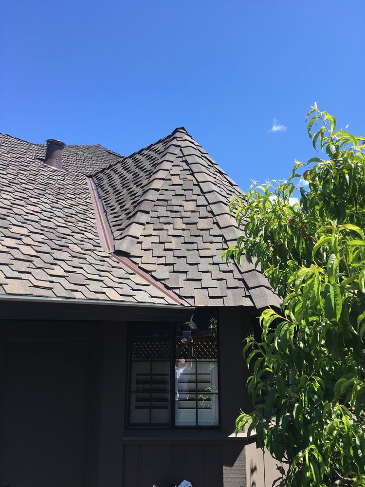 Slide of Horizon Roofing