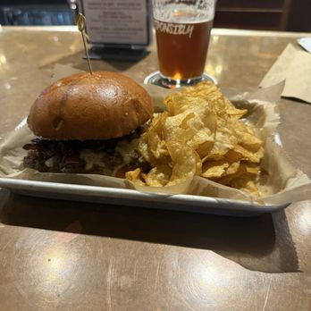 The Quarry Taphouse - Bacon Brie - Sports Bars Near Me - Hastings, Minnesota