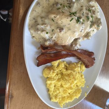 Ruby Slipper Mobile - Biscuits & Gravy - Breakfast & Brunch Near Me - Mobile, Alabama