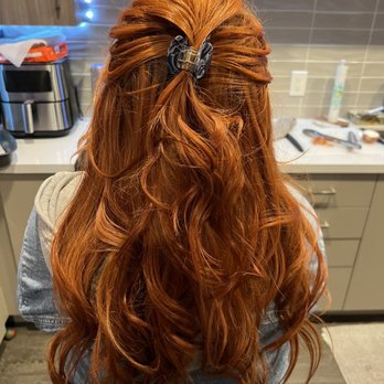 Hair Stretch - Hair Extensions Near Me - Tarzana, California Hair Stretch - Hair Extensions Near Me - Tarzana, California