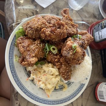 Unko's Kitchen - Breakfast & Brunch Near Me - Hanapepe, Hawaii