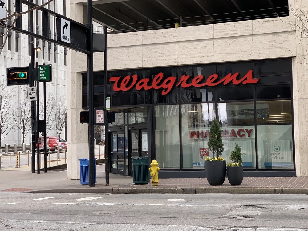 WALGREENS Updated August 2024 16 Photos & 10 Reviews 406 Main St