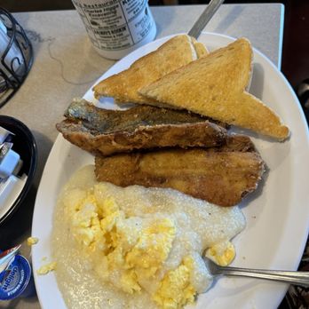 Satterwhites Restaurant - Grits, Salt Herring, Eggs - American Near Me - Manakin Sabot, Virginia