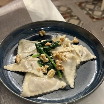 L'Osteria - Walnut ravioli - Italian Near Me - Monterosso al Mare, SP