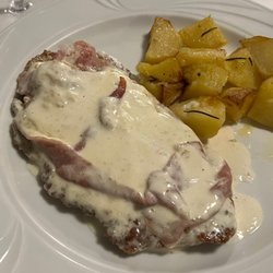 La Capriata - Veal - incredible sauce.