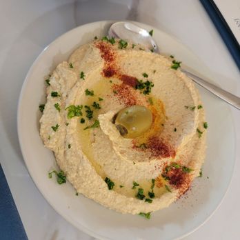 Toranj - Hummus, on the freshly baked bread, yes please. - Persian/Iranian Near Me - Manhattan Beach, California