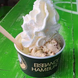 Die Eisbande - Zwei Kugeln mit Sahne