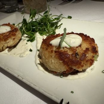 Montrio - Dungeness Crab Cakes - New American Near Me - Monterey, California
