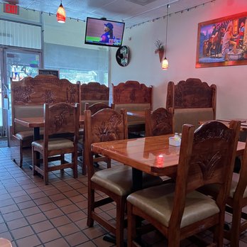 La Parrilla - Mexican Near Me - Ventura, California La Parrilla - Mexican Near Me - Ventura, California