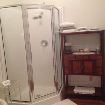 Olle Hotel - Bed & Breakfast Near Me - Flatonia, Texas Olle Hotel - Bed & Breakfast Near Me - Flatonia, Texas