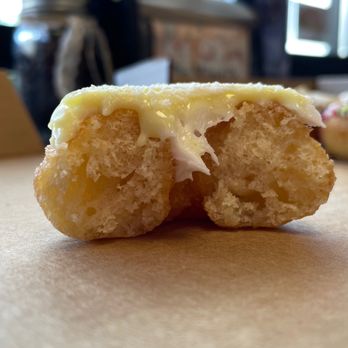 Da Vinci's Donuts - Lemon Bar donut - Donuts Near Me - Dawsonville, Georgia Da Vinci's Donuts - Lemon Bar donut - Donuts Near Me - Dawsonville, Georgia