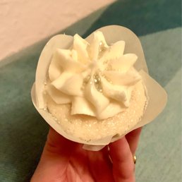 Special NYE champagne cupcake mini Special NYE champagne cupcake mini