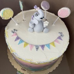 Cakes by Valeria