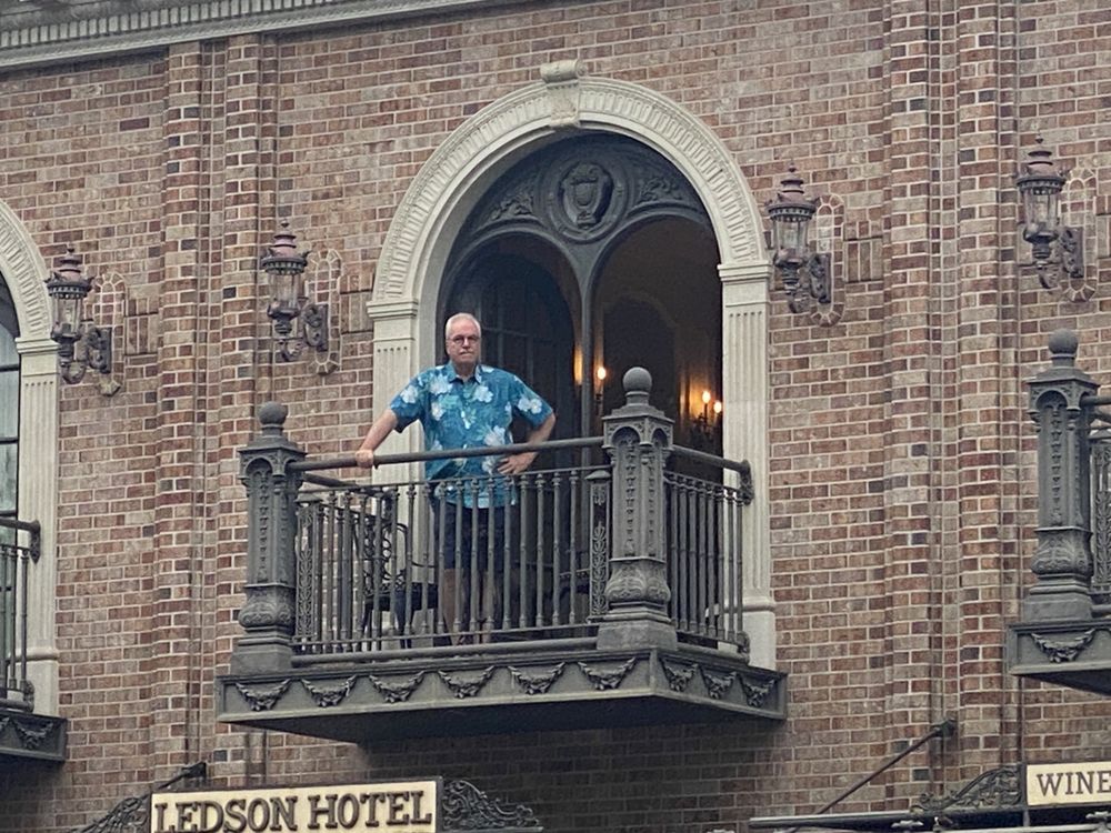 Ledson Hotel