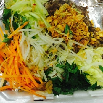 HakkaChow - Vietnamese Vermicelli Salad, to go. Yum! - Asian Fusion Near Me - Winston-Salem, North Carolina
