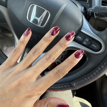Linda's Nail & Spa - Gel cat eye - Nail Salons Near Me - Poway, California