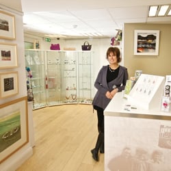 Doghouse Gallery