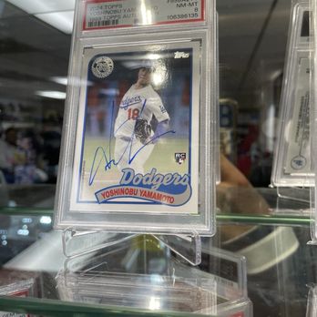 Drewbees Collectables - Signed dodgers yoshinobu Yamamoto card - Hobby Shops Near Me - Corona, California
