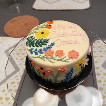 Lady Quack's Cakery - Custom cake - Custom Cakes Near Me - Austin, Texas