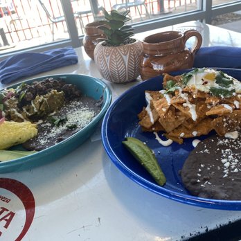 Buen Dia - Green chilaquiles and chipotle chilaquiles - Mexican Near Me - El Paso, Texas Buen Dia - Green chilaquiles and chipotle chilaquiles - Mexican Near Me - El Paso, Texas