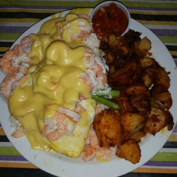 Mrs. Olson's Coffee Hut - This is the shrimp and Real crab omelette so damn good. I'm still thinking g of this till this day! - American Near Me - Oxnard, California