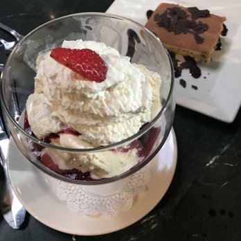 Strizzi's Restaurant - Italian Near Me - Livermore, California