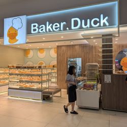 Woodside Square - Baker Duck