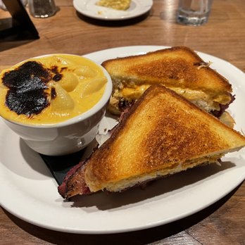 Taino Smokehouse Prime - Reuben grilled cheese special with Mac - Barbeque Near Me - Meriden, Connecticut Taino Smokehouse Prime - Reuben grilled cheese special with Mac - Barbeque Near Me - Meriden, Connecticut