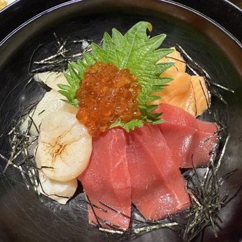 Raku - Kaisen Don - Japanese Near Me - New York, New York Raku - Kaisen Don - Japanese Near Me - New York, New York