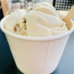 Maple Walnut Ice Cream