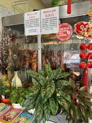 Nhu Lan Bakery & Sandwiches by null