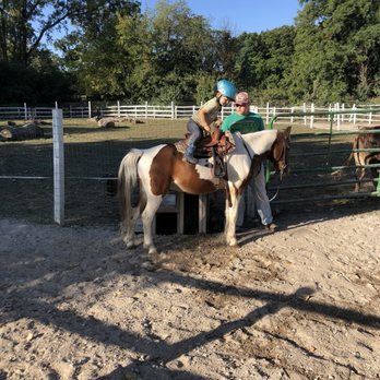Double J Riding Club - Horseback Riding Near Me - Countryside, Illinois Double J Riding Club - Horseback Riding Near Me - Countryside, Illinois