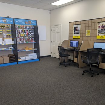 The UPS Store - The UPS Store, 2020 Howell Mill Rd NW, Atlanta - Shipping Centers Near Me - Atlanta, Georgia The UPS Store - The UPS Store, 2020 Howell Mill Rd NW, Atlanta - Shipping Centers Near Me - Atlanta, Georgia