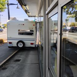 Les Schwab Tire Center - I should've gone further to the left 1st.