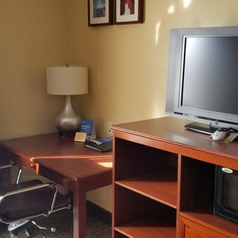 Comfort Inn & Suites - Nice work area with outlet on wall. - Hotels Near Me - Cedar City, Utah Comfort Inn & Suites - Nice work area with outlet on wall. - Hotels Near Me - Cedar City, Utah