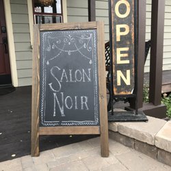 Salon Noir
