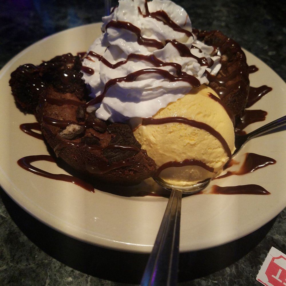 Bubba's 33 - Korea Sundae - Burgers Near Me - Universal City, Texas